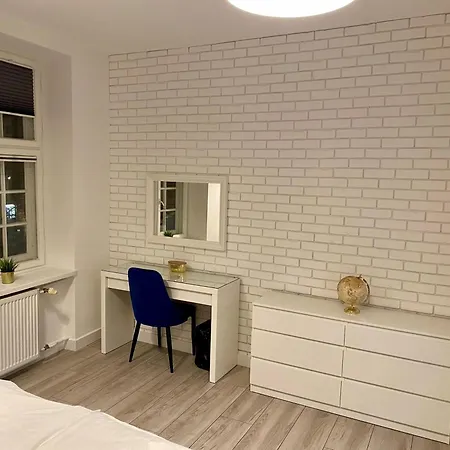Lunette - Dlugi Targ Apartamento