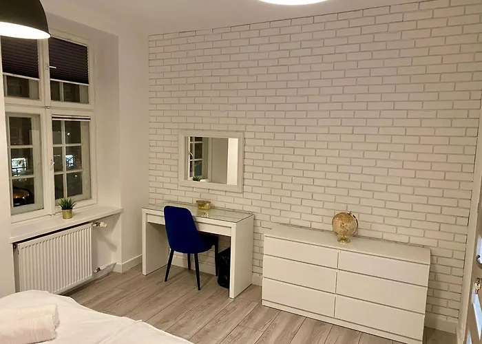 Lunette - Dlugi Targ Apartman